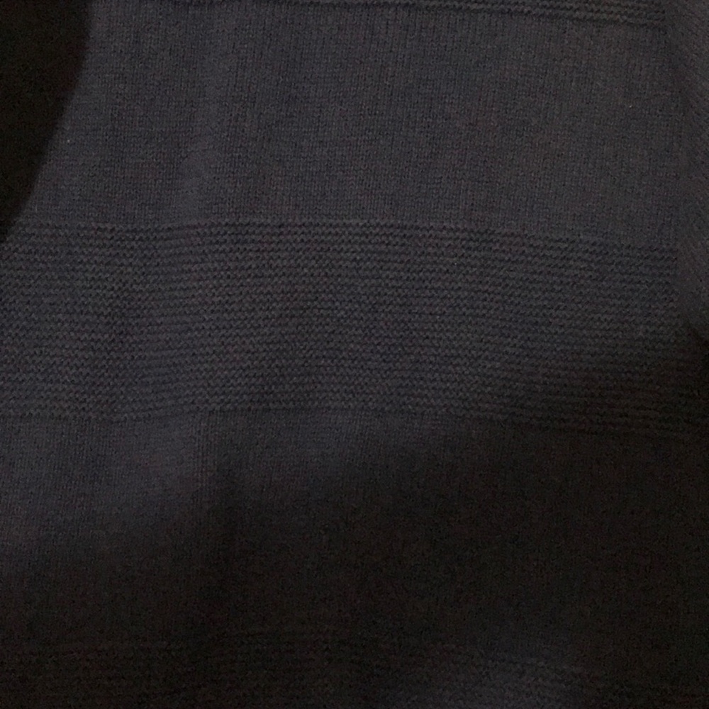 Sweater - Picture 4 of 4